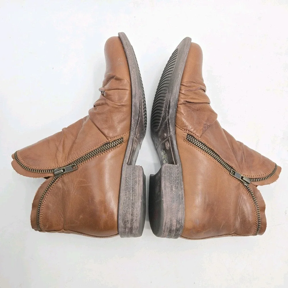 Miz‎ Mooz Luna Ankle Boots Women's Size 10 Brown Leather Rouched Zip Side